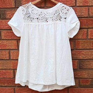 Eri + Ali white lace top